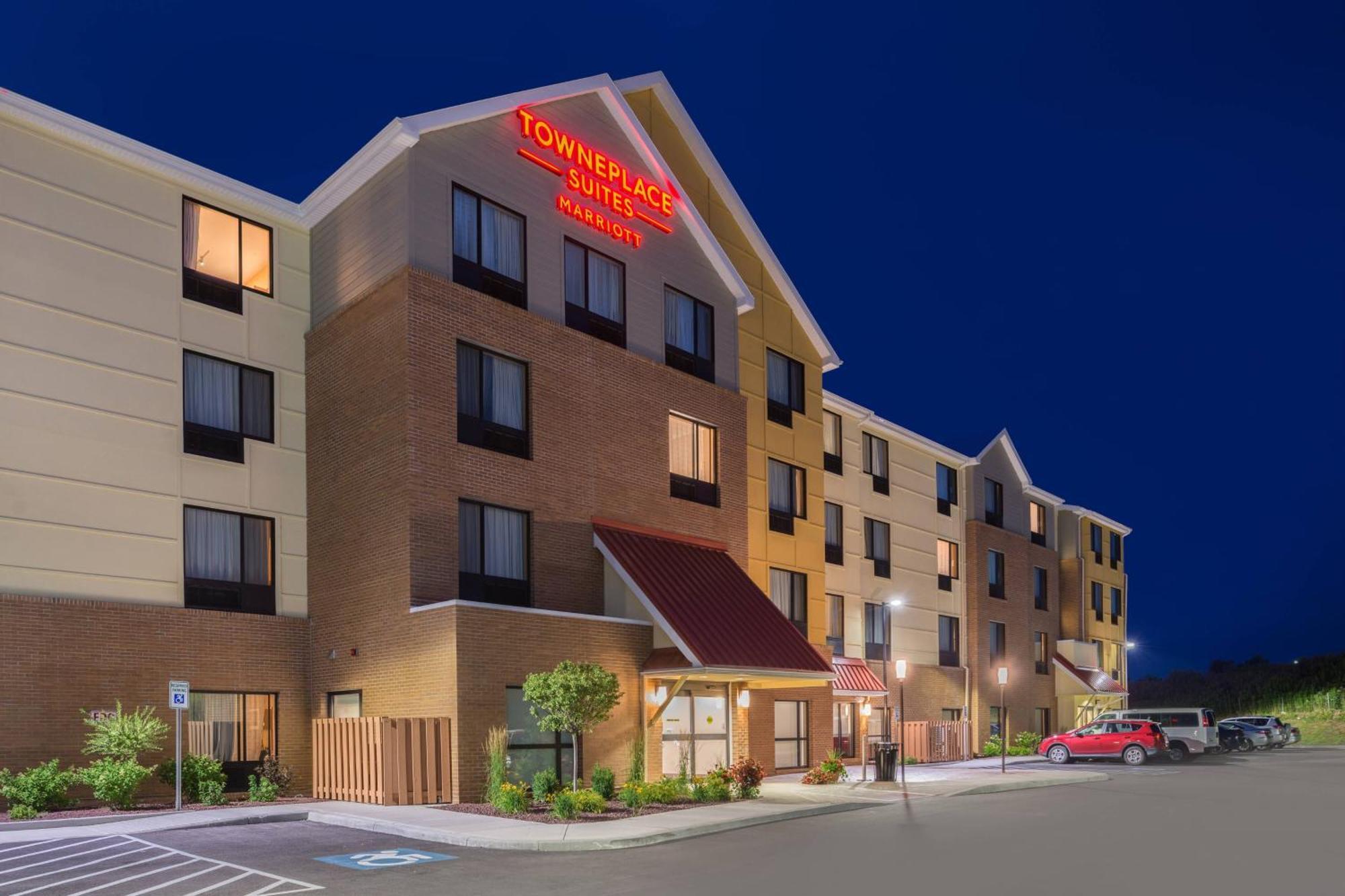 Towneplace Suites By Marriott New Hartford Exterior photo