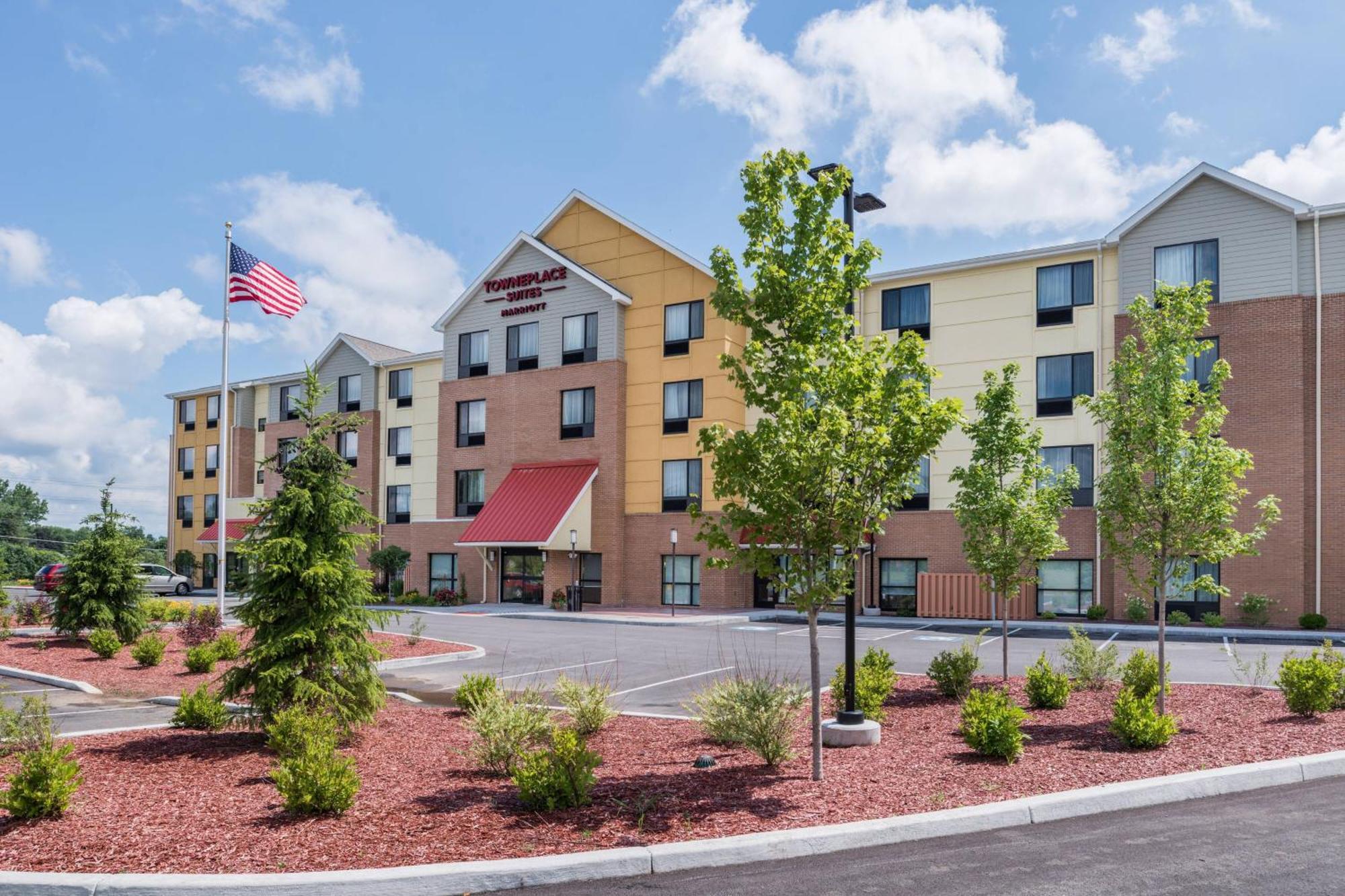 Towneplace Suites By Marriott New Hartford Exterior photo